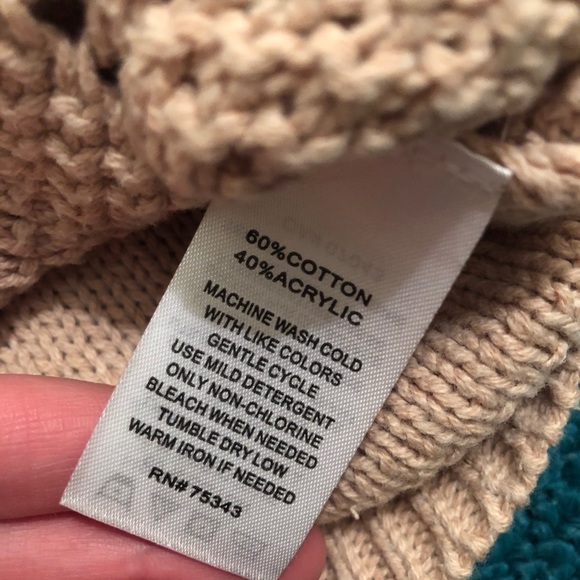 Diamond knit sweater EUC - Picture 5 of 5